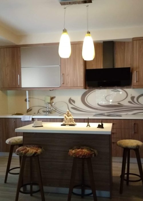 44308823_2240019059572903_7514817201644240896_n